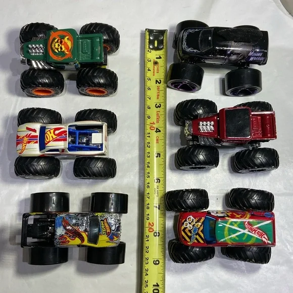 6 Hot Wheels Monster Trucks - Picture 2 of 8
